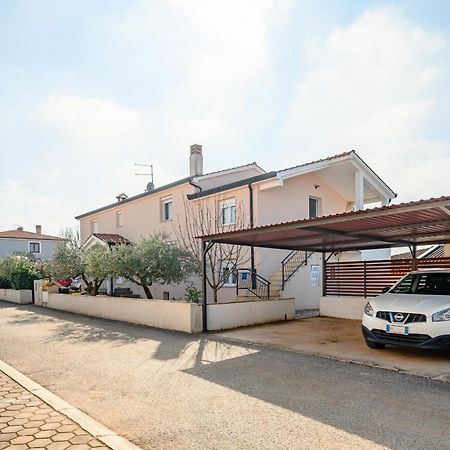 Charming Apartments Rose 1&2 With Pool Poreč Dış mekan fotoğraf